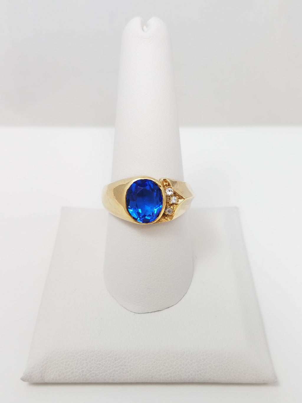 Bold 18k Yellow Gold Simulated Gemstone Ring