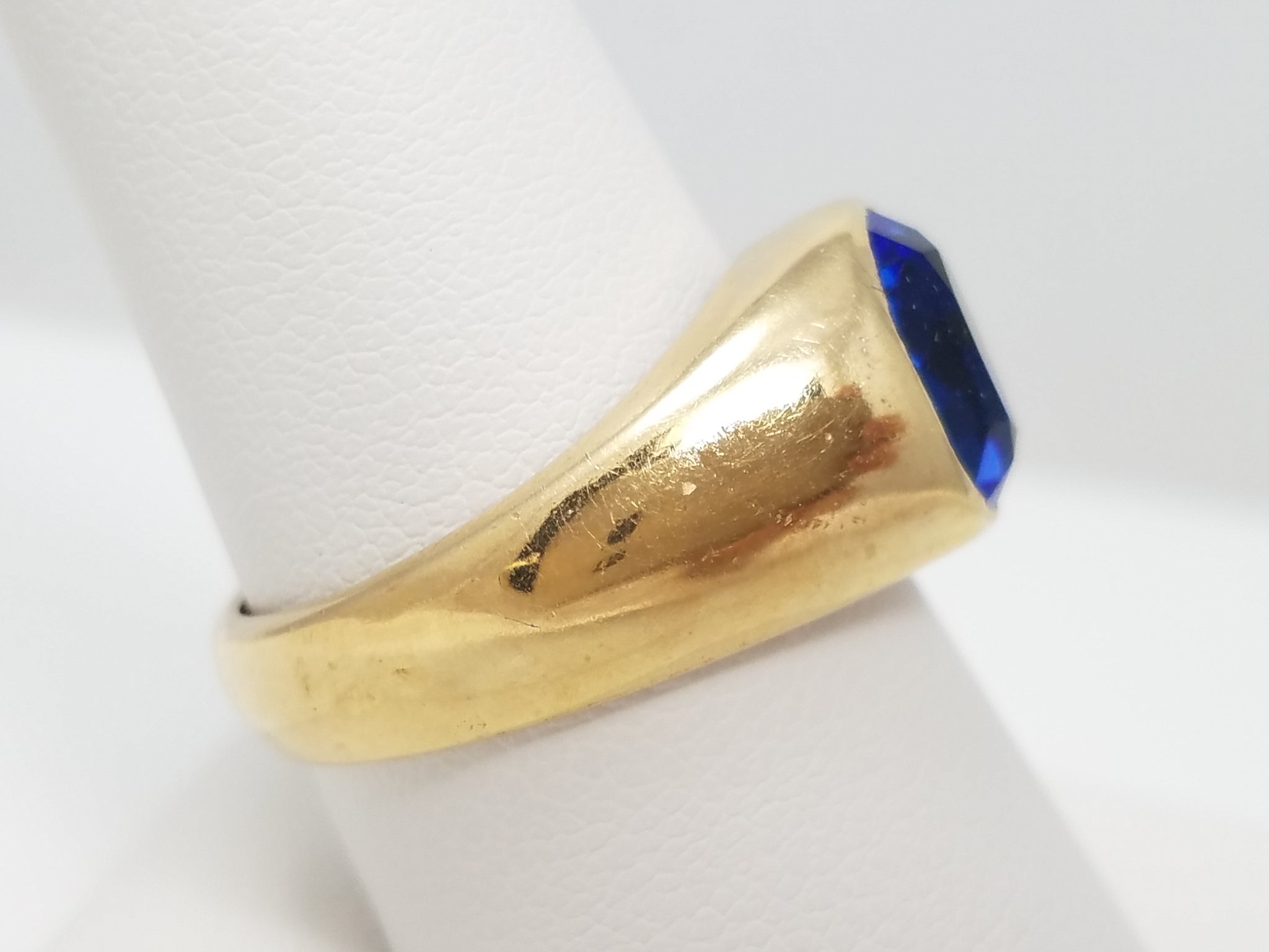 Bold 18k Yellow Gold Simulated Gemstone Ring