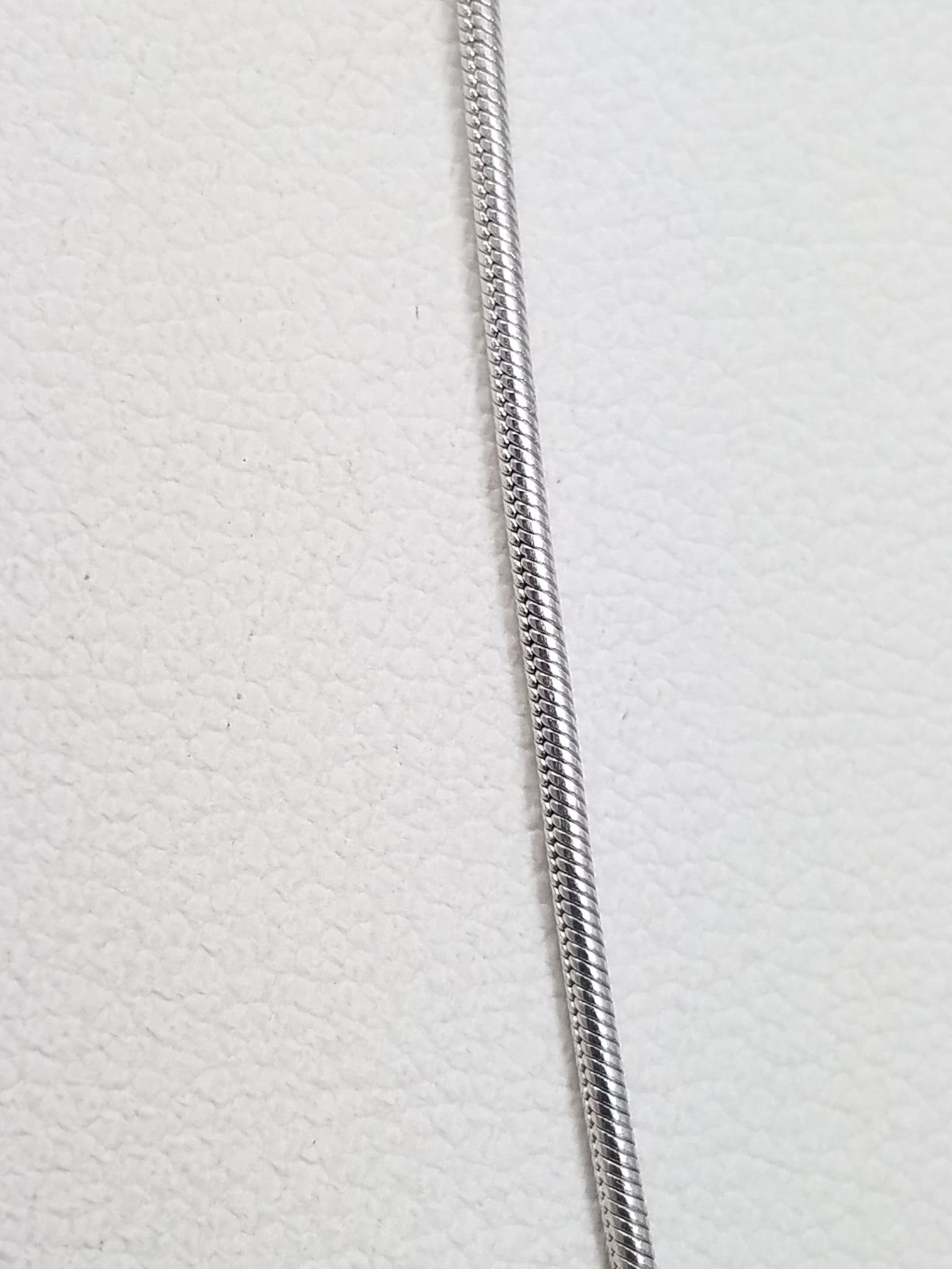 Slithering 19" 14k White Gold Snake Chain Necklace