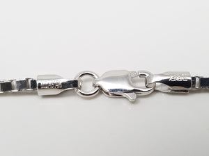 Gleaming 7" 14k White Gold Box Link Bracelet