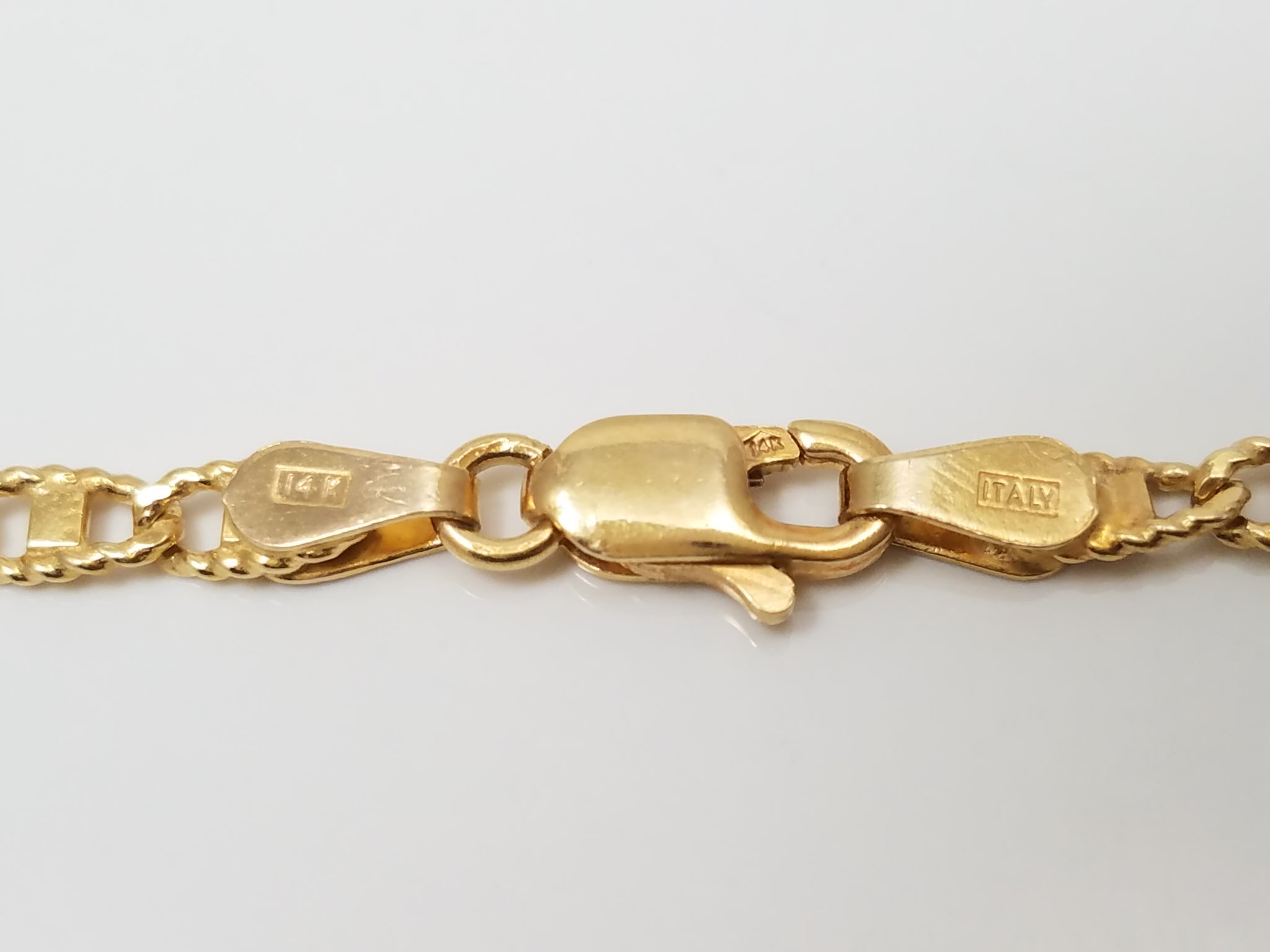 Eye Catching 29.5" 14k Yellow Gold Fancy Mariner Link Chain Necklace