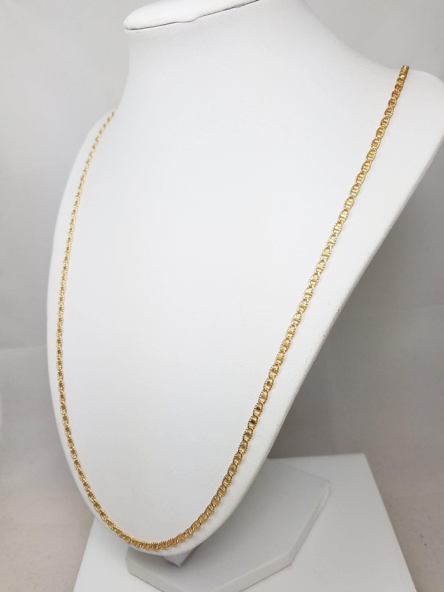 Eye Catching 29.5" 14k Yellow Gold Fancy Mariner Link Chain Necklace