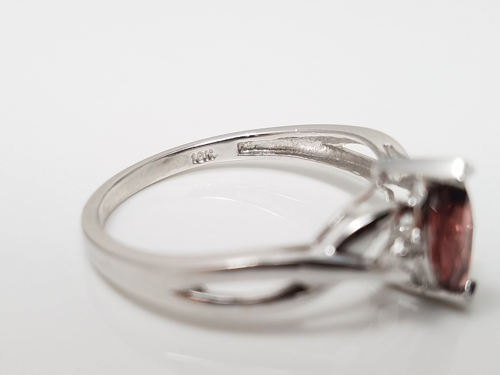 Simple 10k White Gold Natural Garnet Diamond Ring
