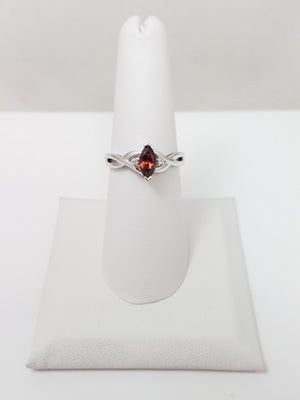 Simple 10k White Gold Natural Garnet Diamond Ring