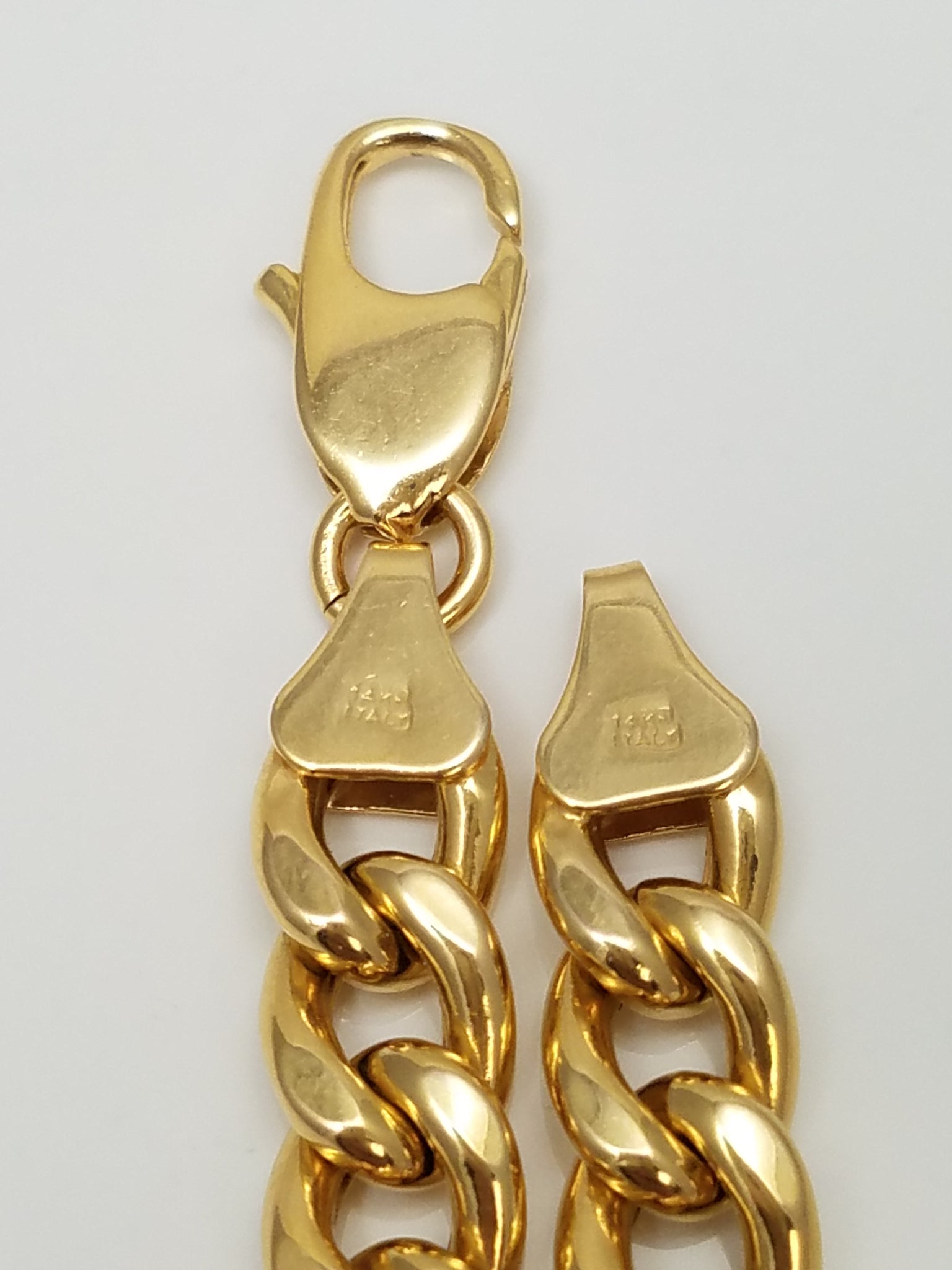 Magnificent 7.5" Hollow 14k Yellow Gold Curb Link Bracelet