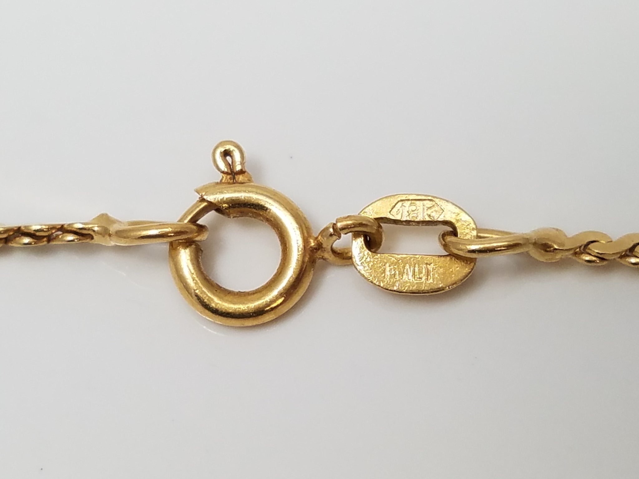 Old Fashion 20" Solid 18k Yellow Gold Serpentine Chain Necklace