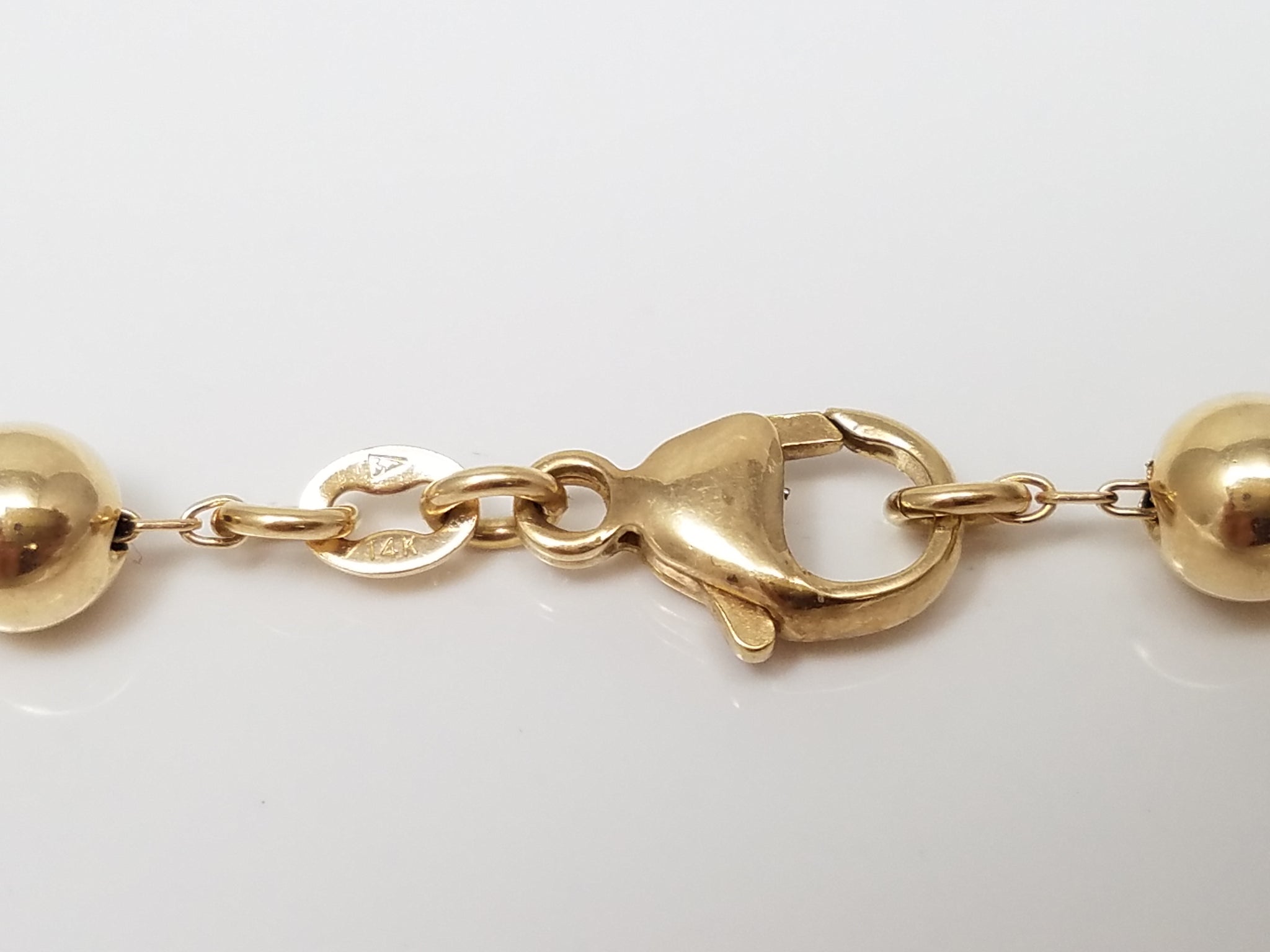 Glamorous 18" 14k Yellow Gold Graduating Hollow Round Ball Necklace