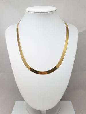 Classic 18" 10k Yellow Gold Herringbone Chain Necklace