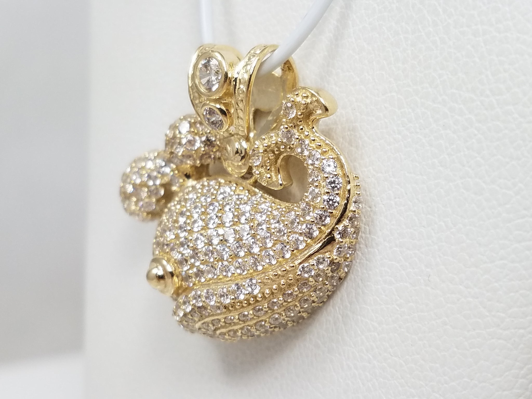 Cute 3D 10k Yellow Gold Cubic Zirconia Spouting Whale Pendant