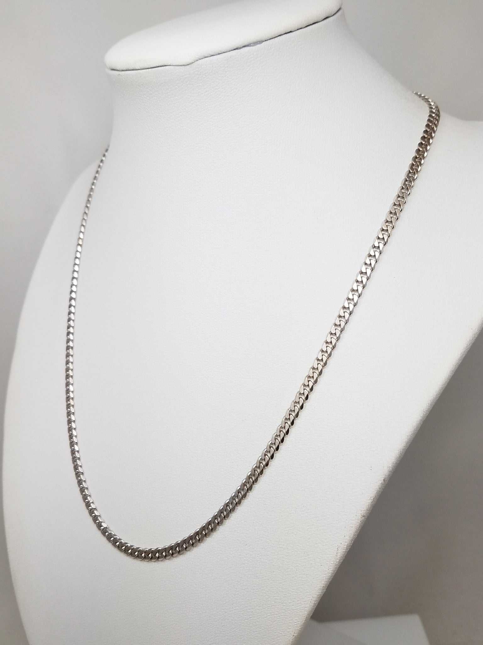 14k White Gold Curb Link 18" Chain Necklace