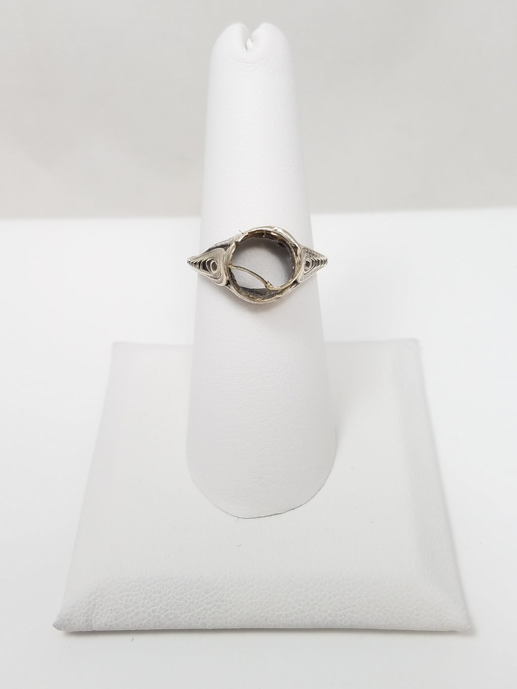 *To Restore* Vintage 14k White Gold Ring Mount