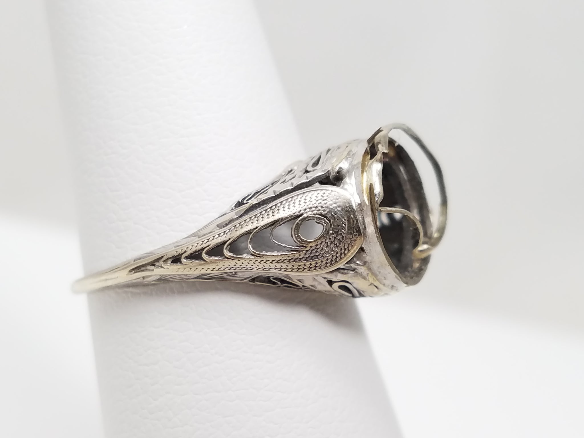 *To Restore* Vintage 14k White Gold Ring Mount