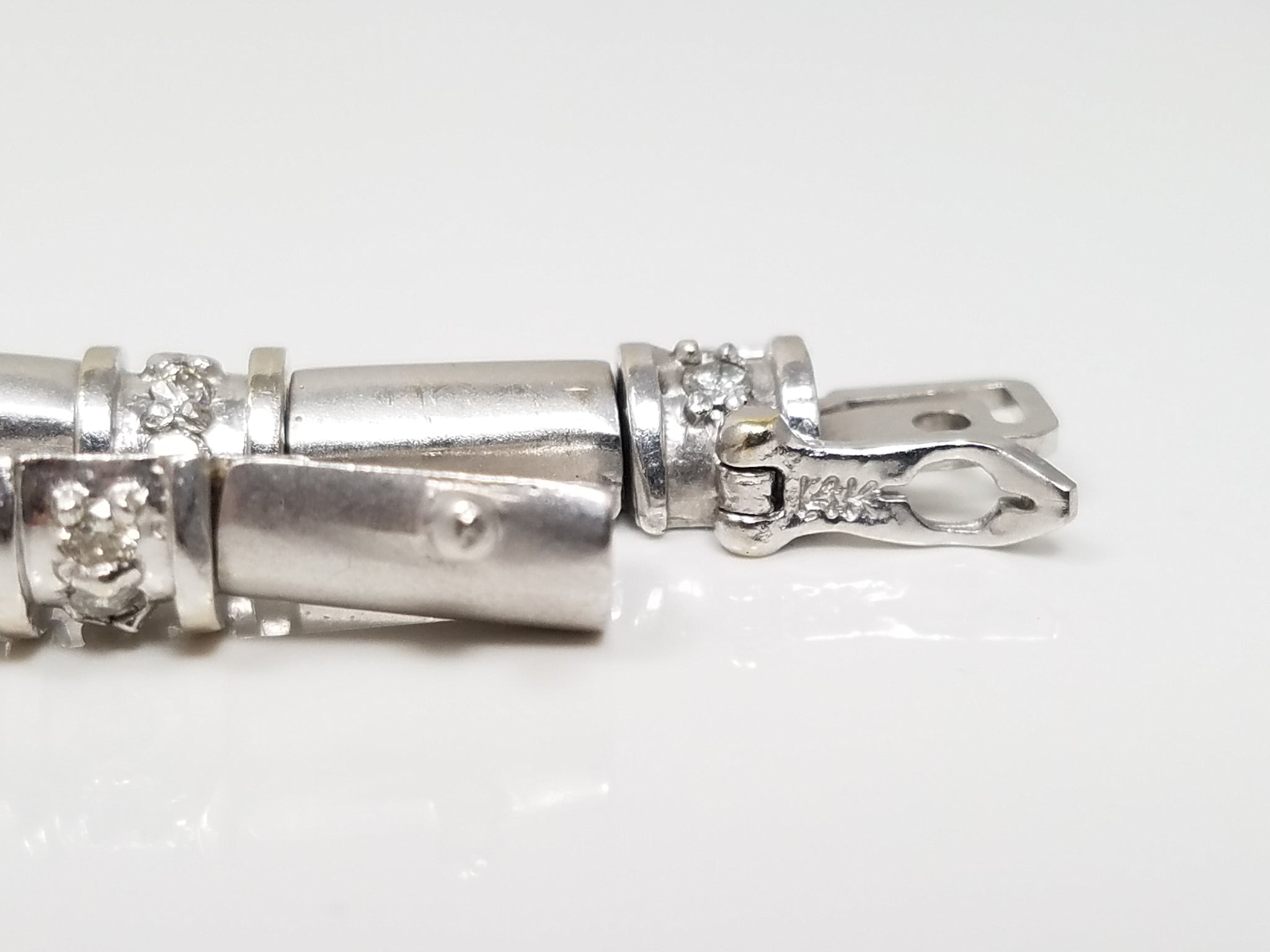 Glamorous 3/4ctw Natural Diamond 14k White Gold Bracelet