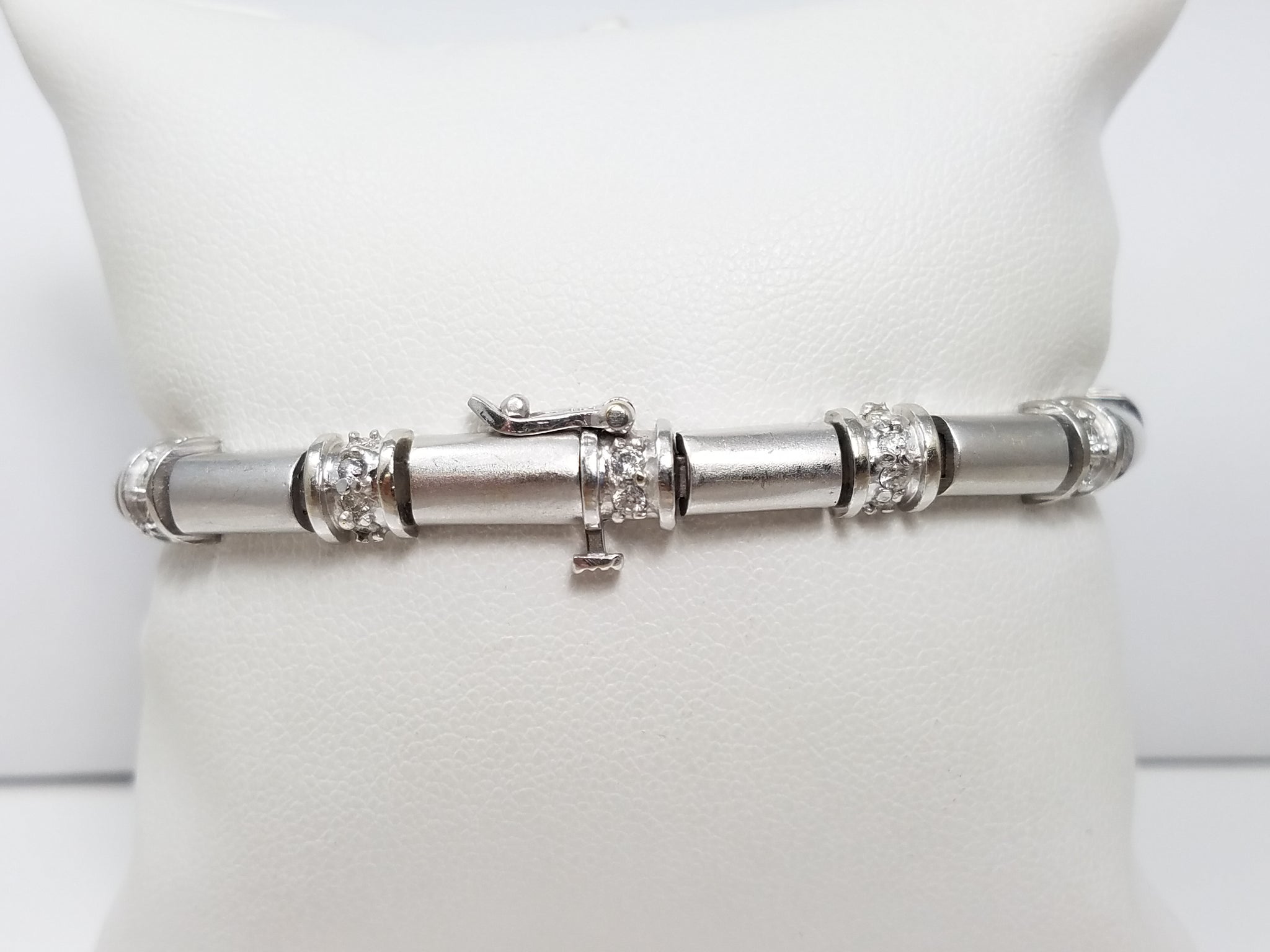 Glamorous 3/4ctw Natural Diamond 14k White Gold Bracelet