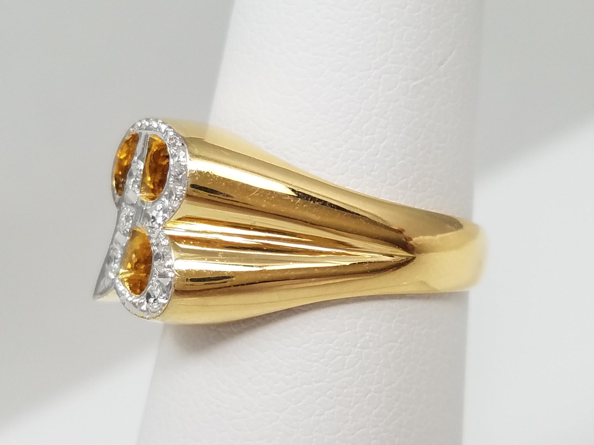 Chic 14k Yellow Gold "B" Initial Natural Diamond Ring