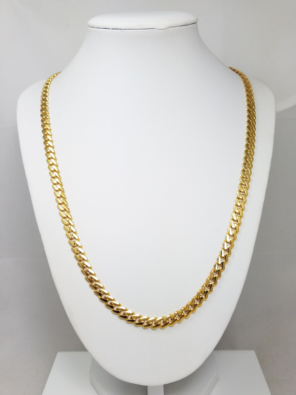 Remarkable 22" 14k Yellow Gold Hollow Curb Link Chain Necklace