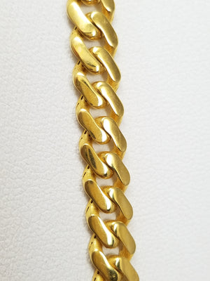 Remarkable 22" 14k Yellow Gold Hollow Curb Link Chain Necklace