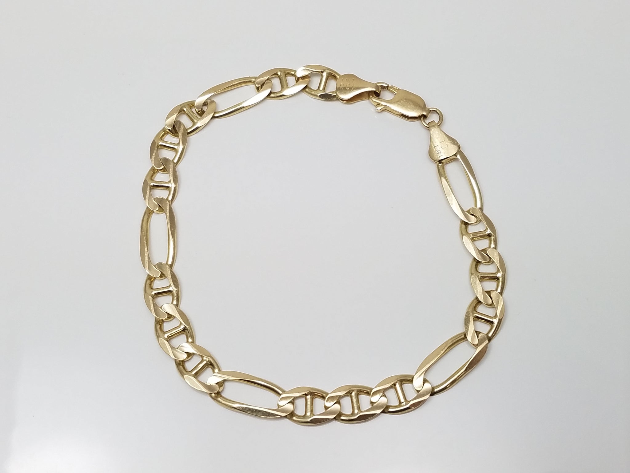 Extraordinary 14k Yellow Gold 8.5" Solid Figaro Mariner Link Bracelet