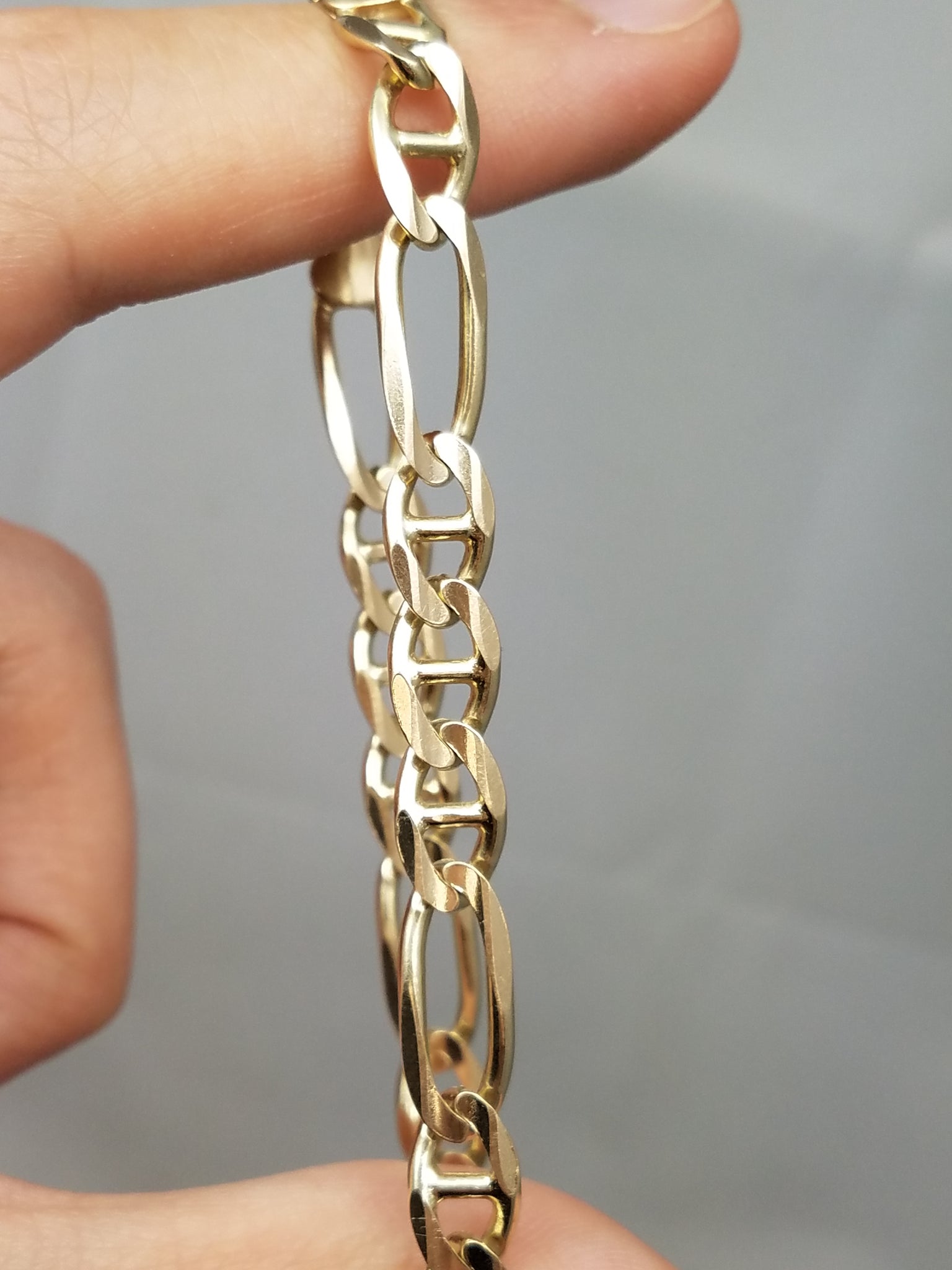 Extraordinary 14k Yellow Gold 8.5" Solid Figaro Mariner Link Bracelet