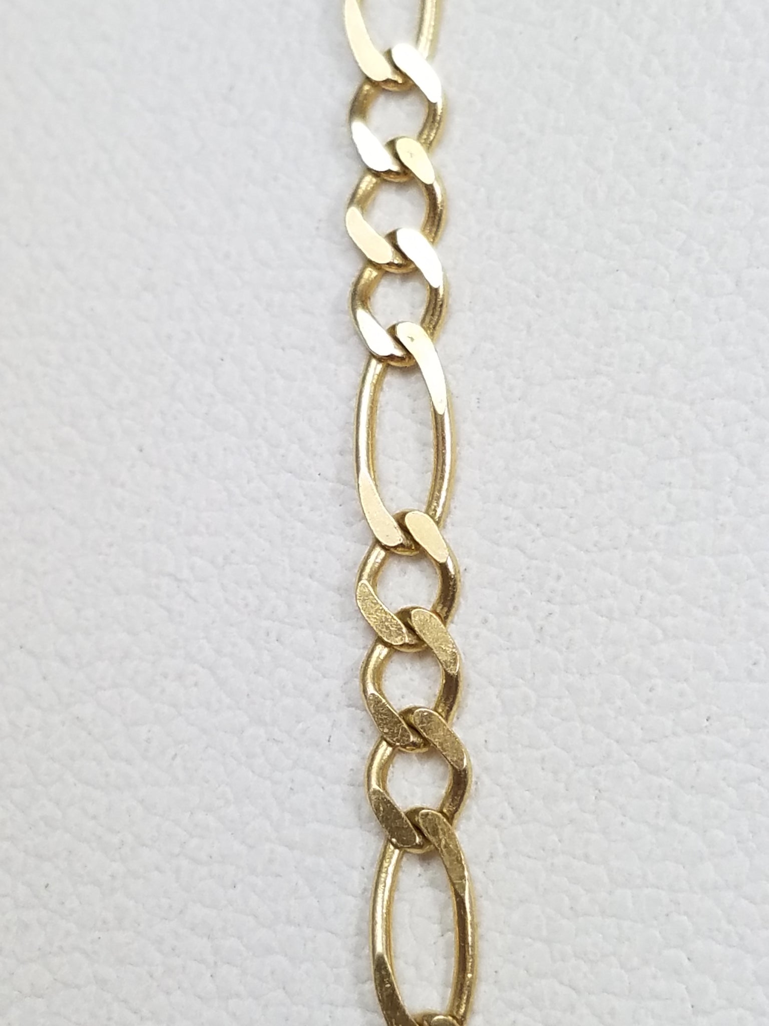 Old Fashion 22" Solid 14k Yellow Gold Figaro Link Chain Necklace