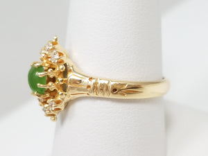 Soothing Vintage 14k Yellow Gold Natural Jade Diamond Ring