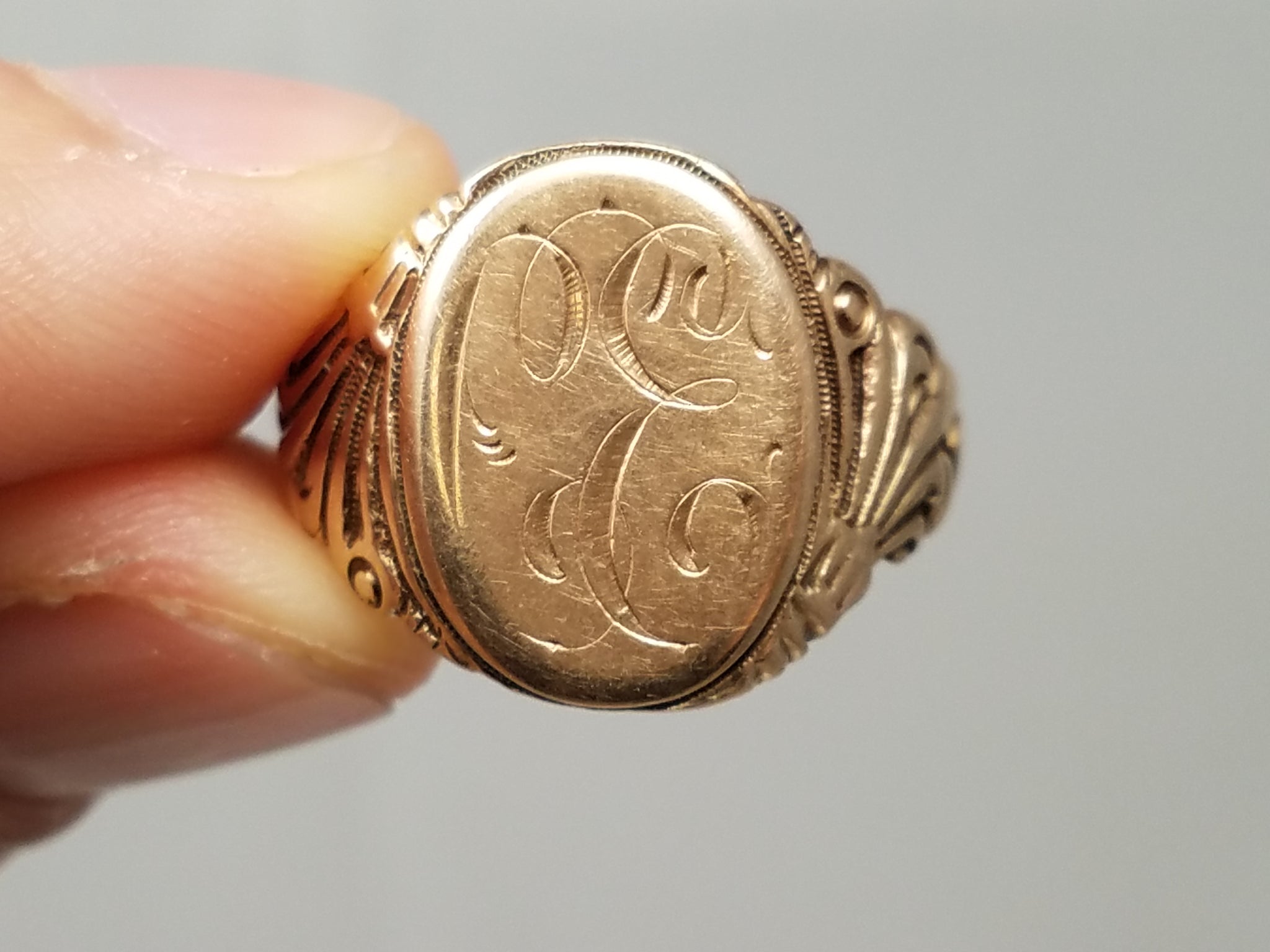 Art Nouveau 8k Yellow Gold Signet Ring