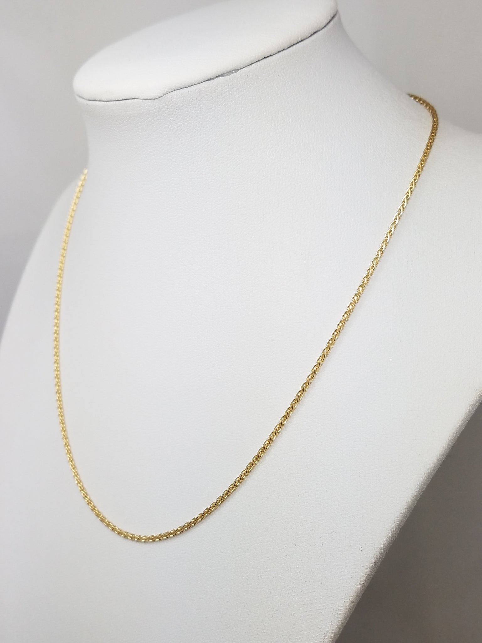 Fancy 16" 18k Yellow Gold Solid Rounded Wheat Chain Necklace