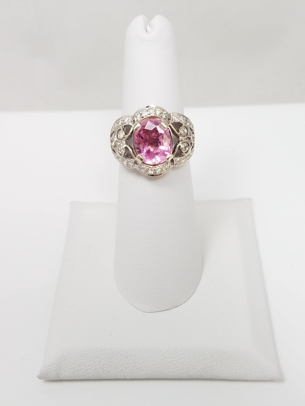 Extraordinary 18k White Gold Natural Pink Sapphire Diamond Ring
