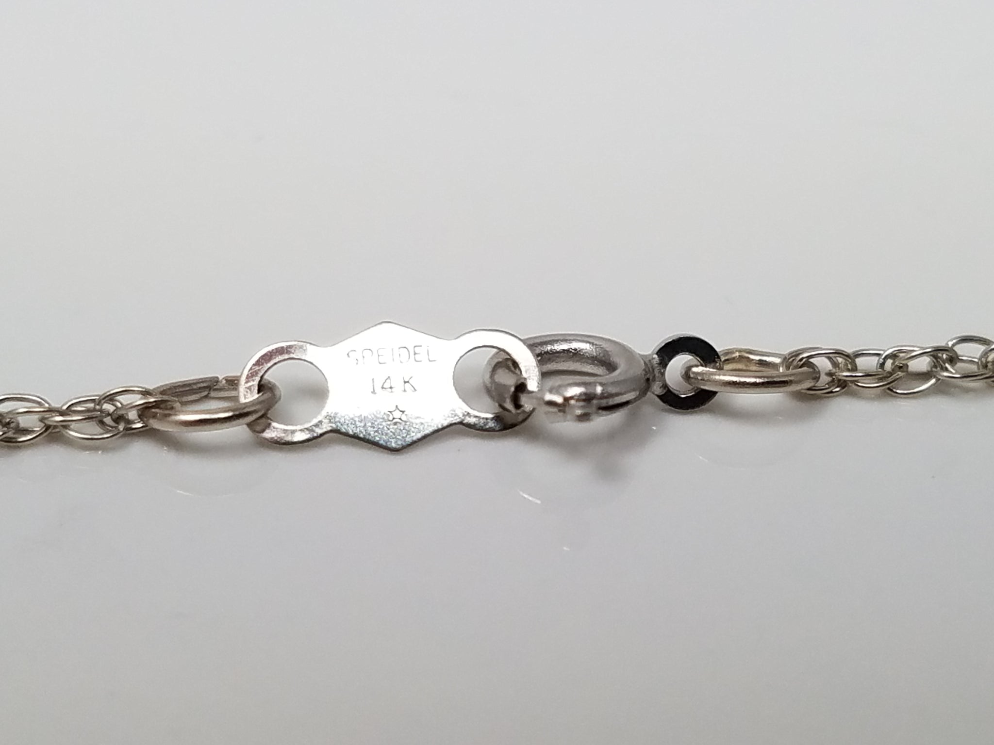 Sporty 16" 14k White Gold Pendant Chain Necklace