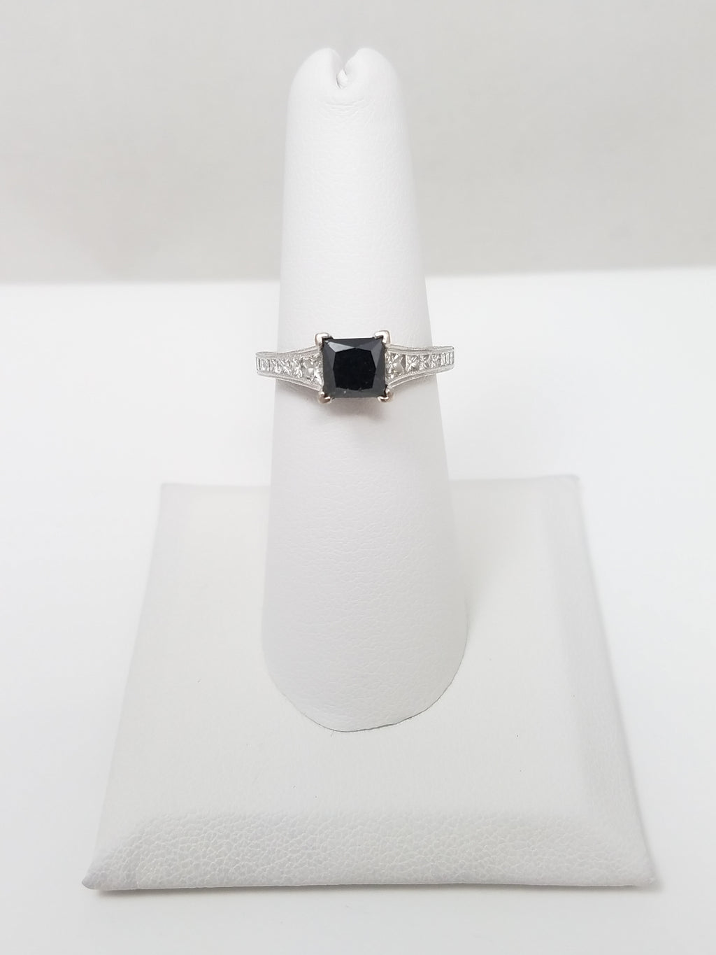 Chic 18k White Gold 1.50ctw Natural Diamond Tacori Engagement Ring