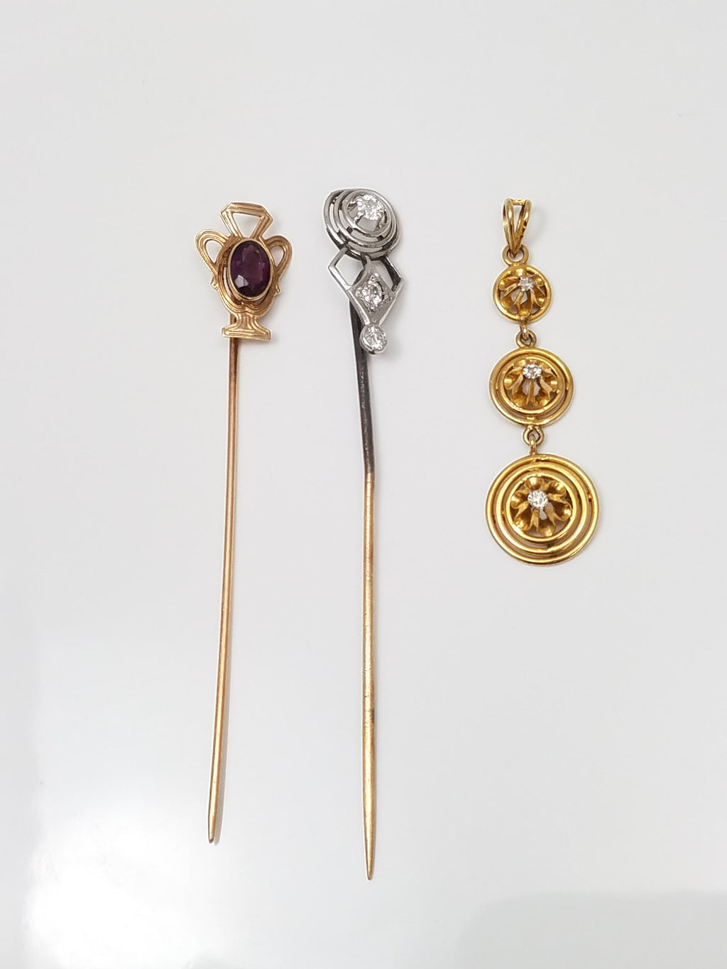 Vintage Lot: 8k Yellow Gold Pin, 8k Gold/Platinum Top Diamond Pin, & 10k Yellow Gold Diamond Pendant.