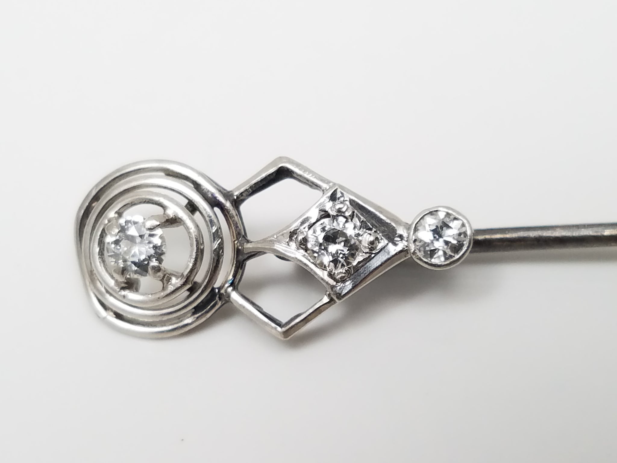 Vintage Lot: 8k Yellow Gold Pin, 8k Gold/Platinum Top Diamond Pin, & 10k Yellow Gold Diamond Pendant.
