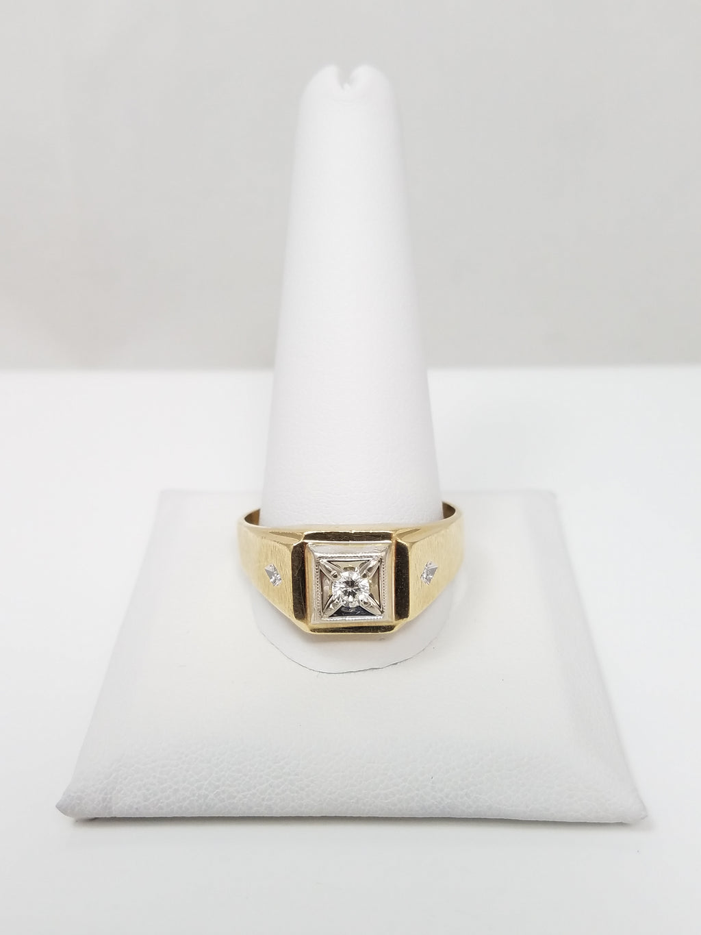 Men's Dapper 14k Yellow Gold Natural Diamond Ring