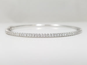 $10,000 Retail Tiffany & Co. 18k White Gold Natural Diamond "Metro" Bangle Bracelet