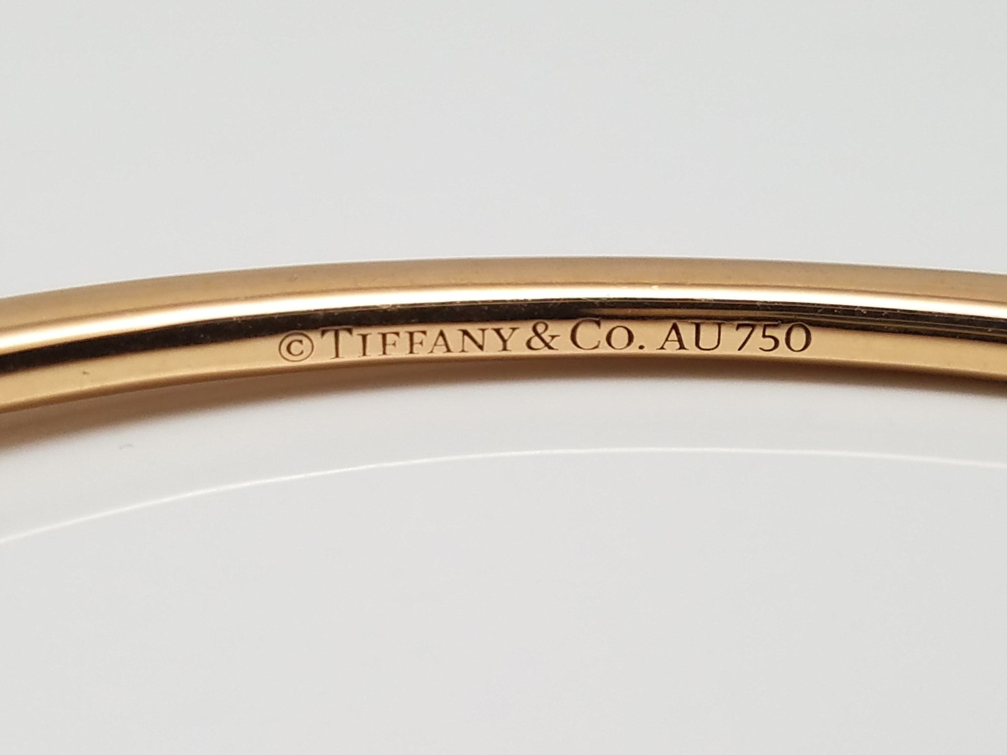$10,000 Exquisite 18k Rose Gold Tiffany & Co. Natural Diamond Bangle Bracelet