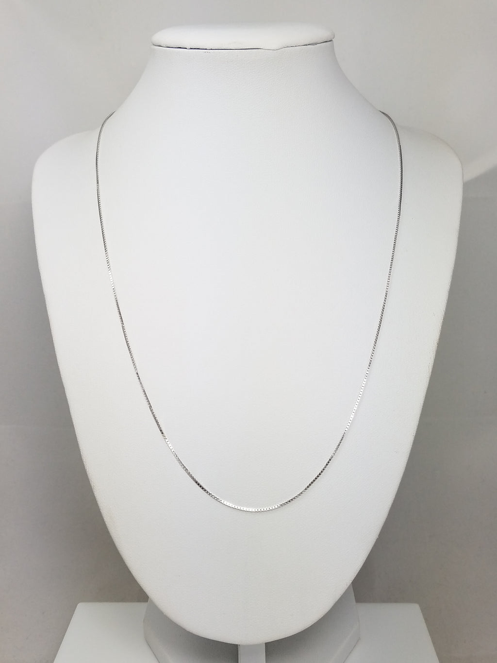 Modest 20" 14k White Gold Box Link Chain Necklace