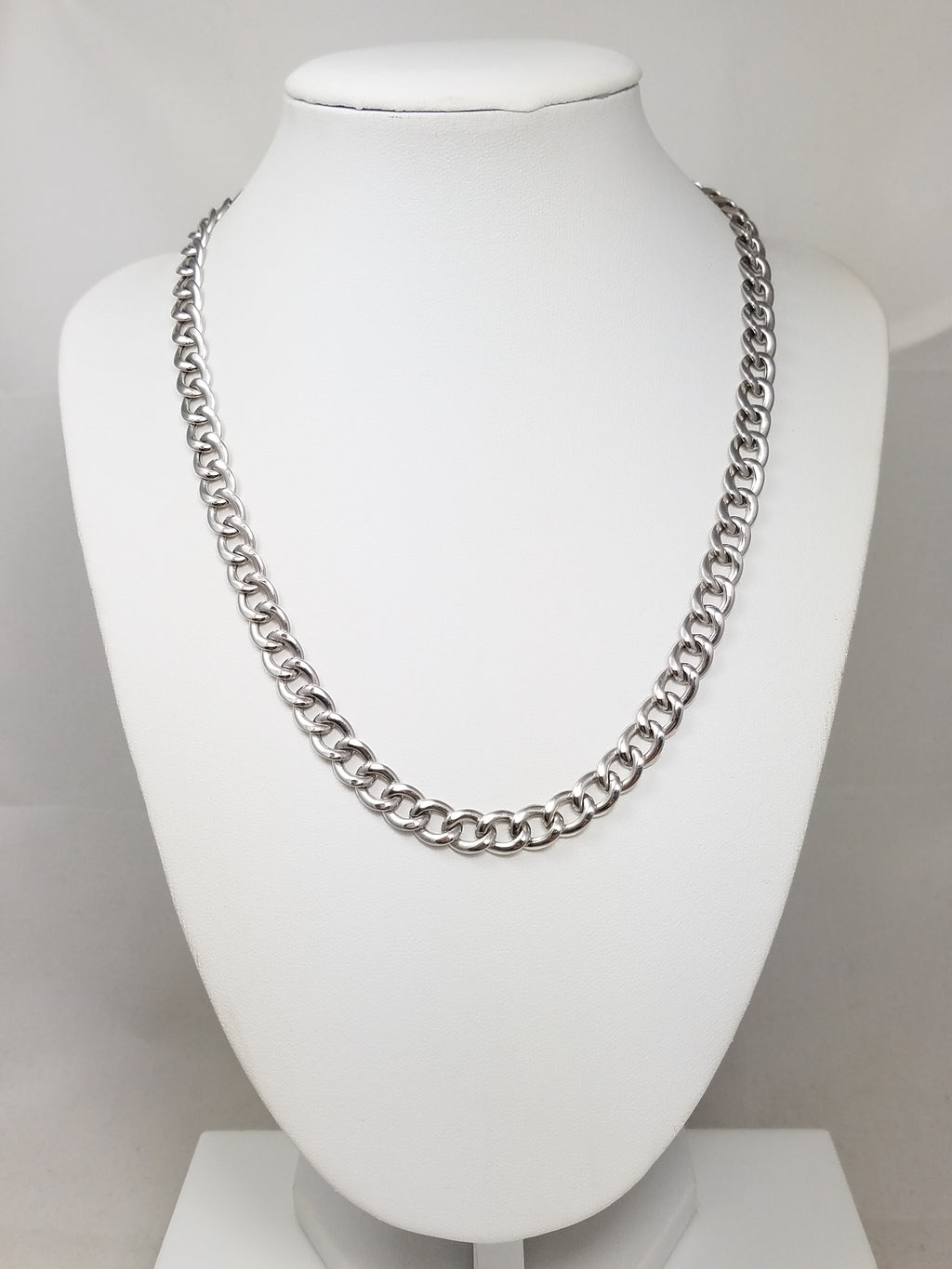 Sporty 18" 18k Hollow White Gold Curb Link Chain Necklace