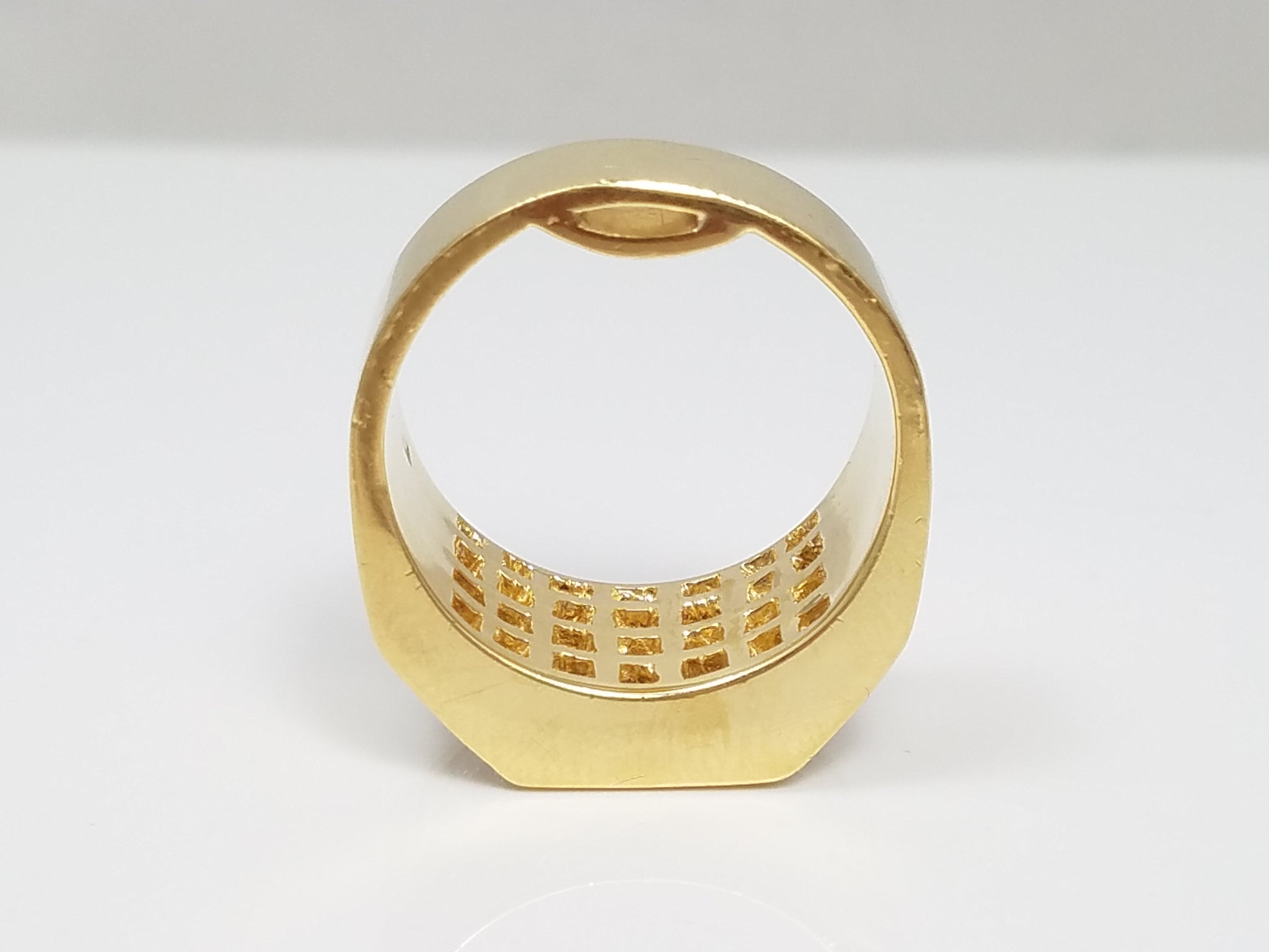 Extravagant 18k Yellow Gold 3ctw Natural Diamond Ring Band