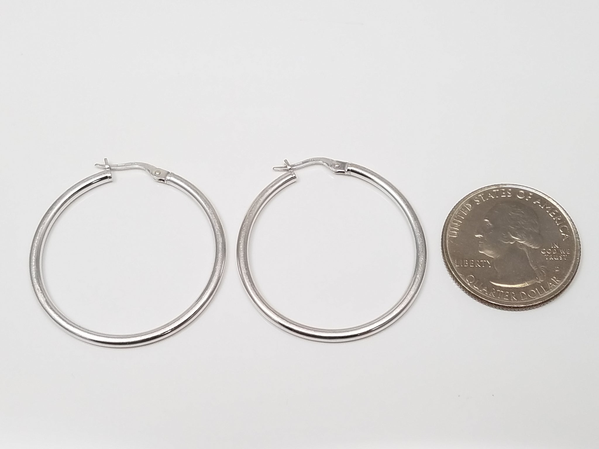 14k White Gold Hollow Hoop Earrings