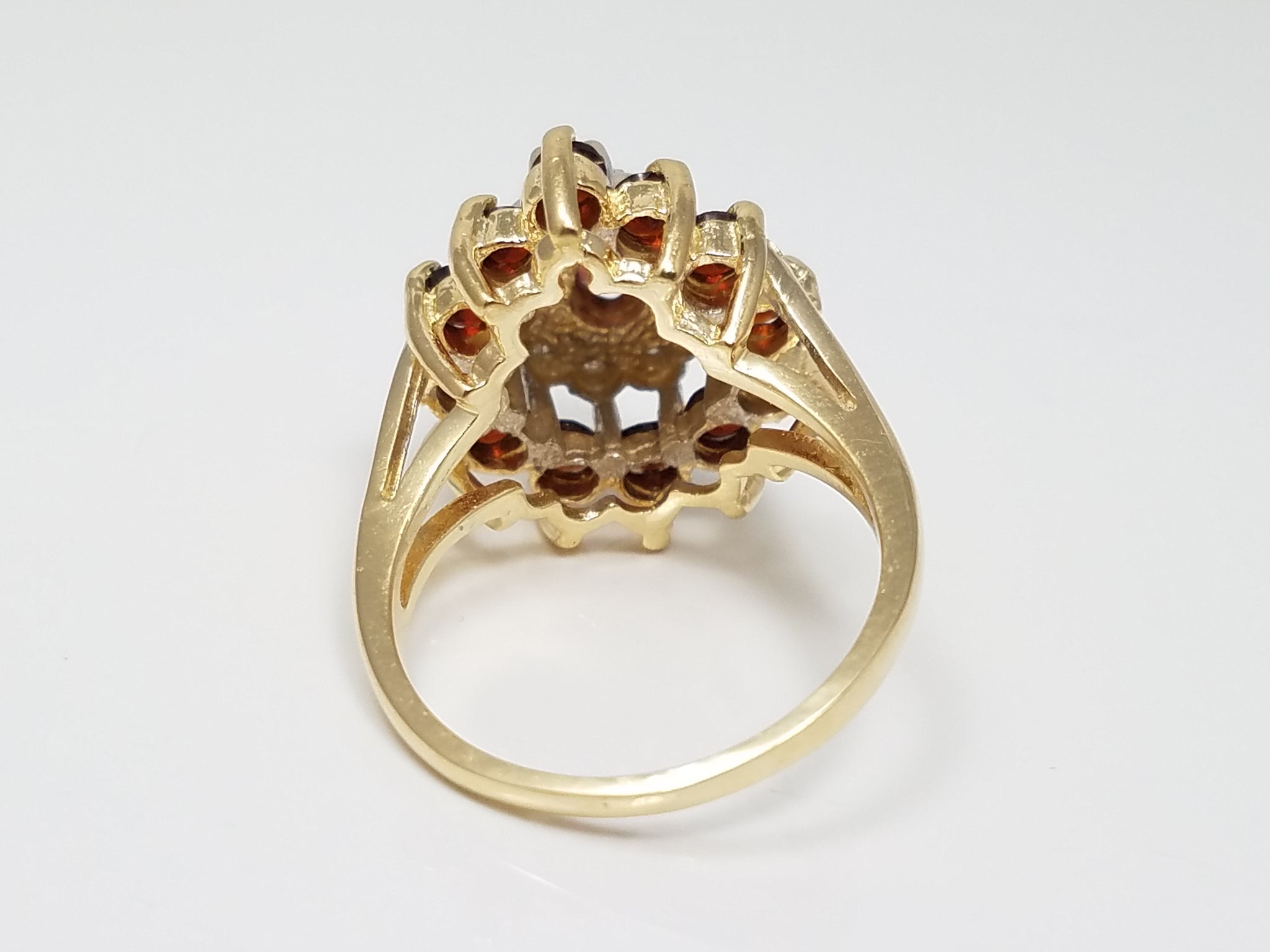 Flattering 14k Yellow Gold Natural Garnet Diamond Cluster Ring