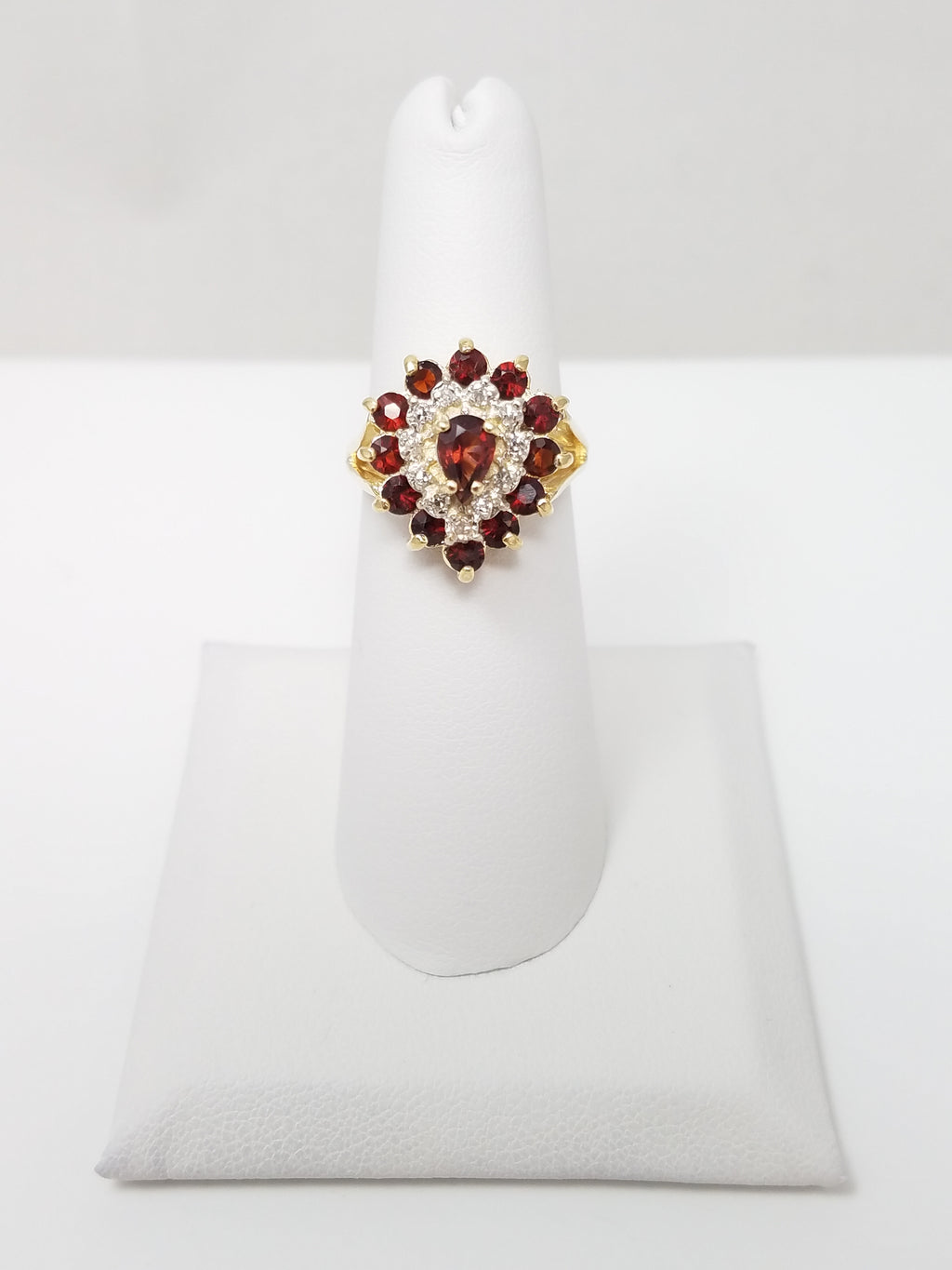 Flattering 14k Yellow Gold Natural Garnet Diamond Cluster Ring