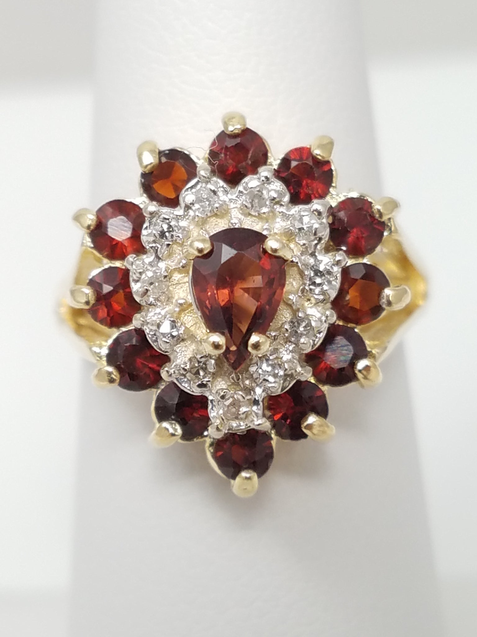 Flattering 14k Yellow Gold Natural Garnet Diamond Cluster Ring