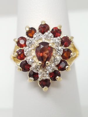 Flattering 14k Yellow Gold Natural Garnet Diamond Cluster Ring