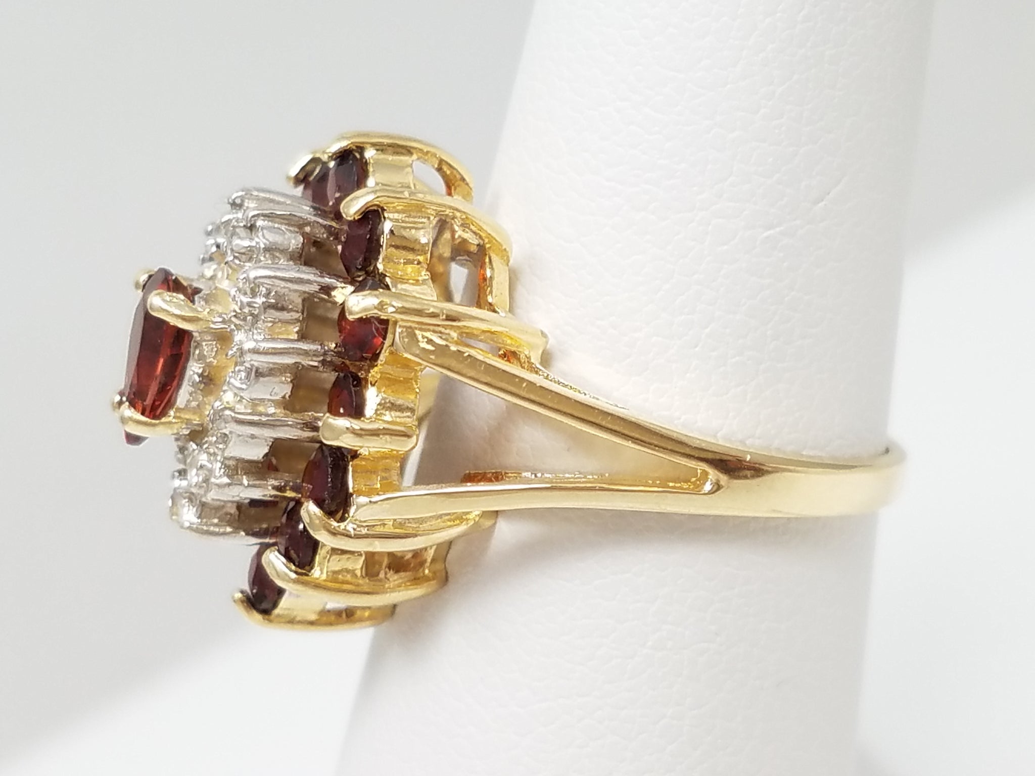 Flattering 14k Yellow Gold Natural Garnet Diamond Cluster Ring