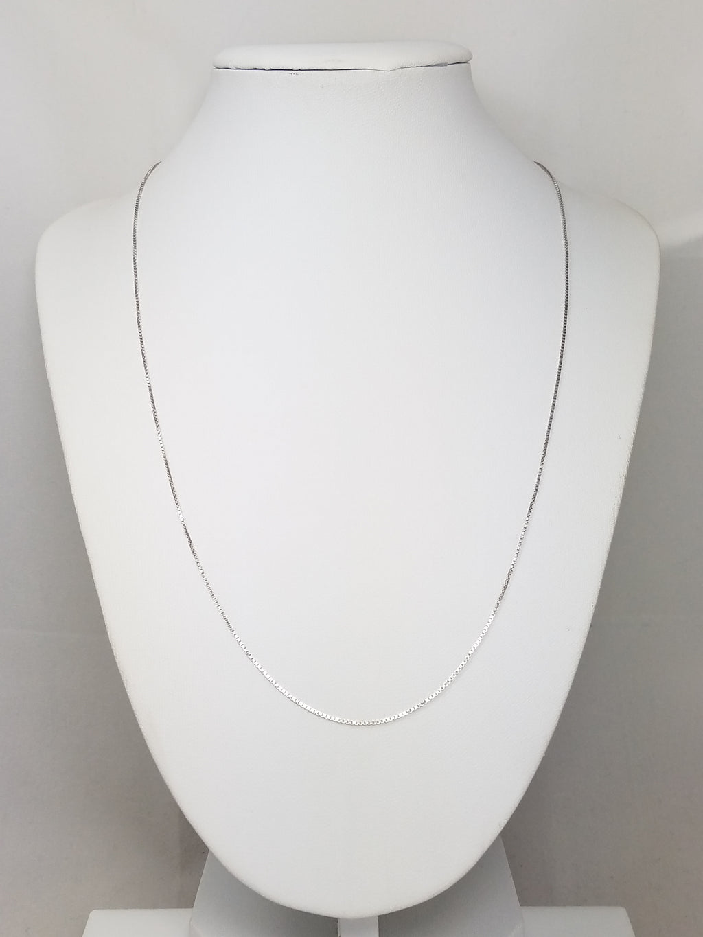 Simple 20" 14k White Gold Box Link Chain Necklace