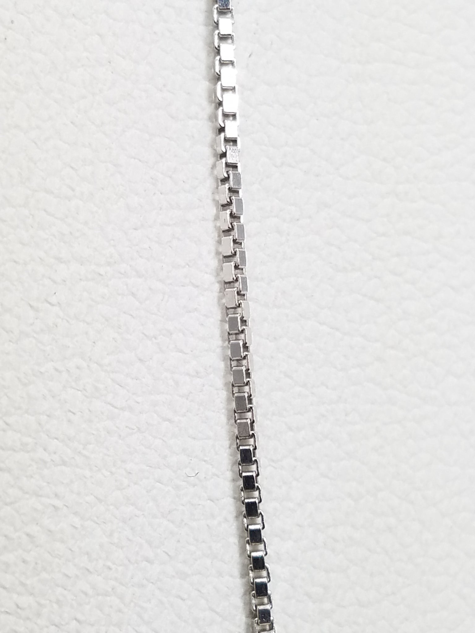 Simple 20" 14k White Gold Box Link Chain Necklace