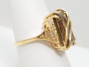 Sophisticated 14k Yellow Gold Natural Quartz Diamond Ring