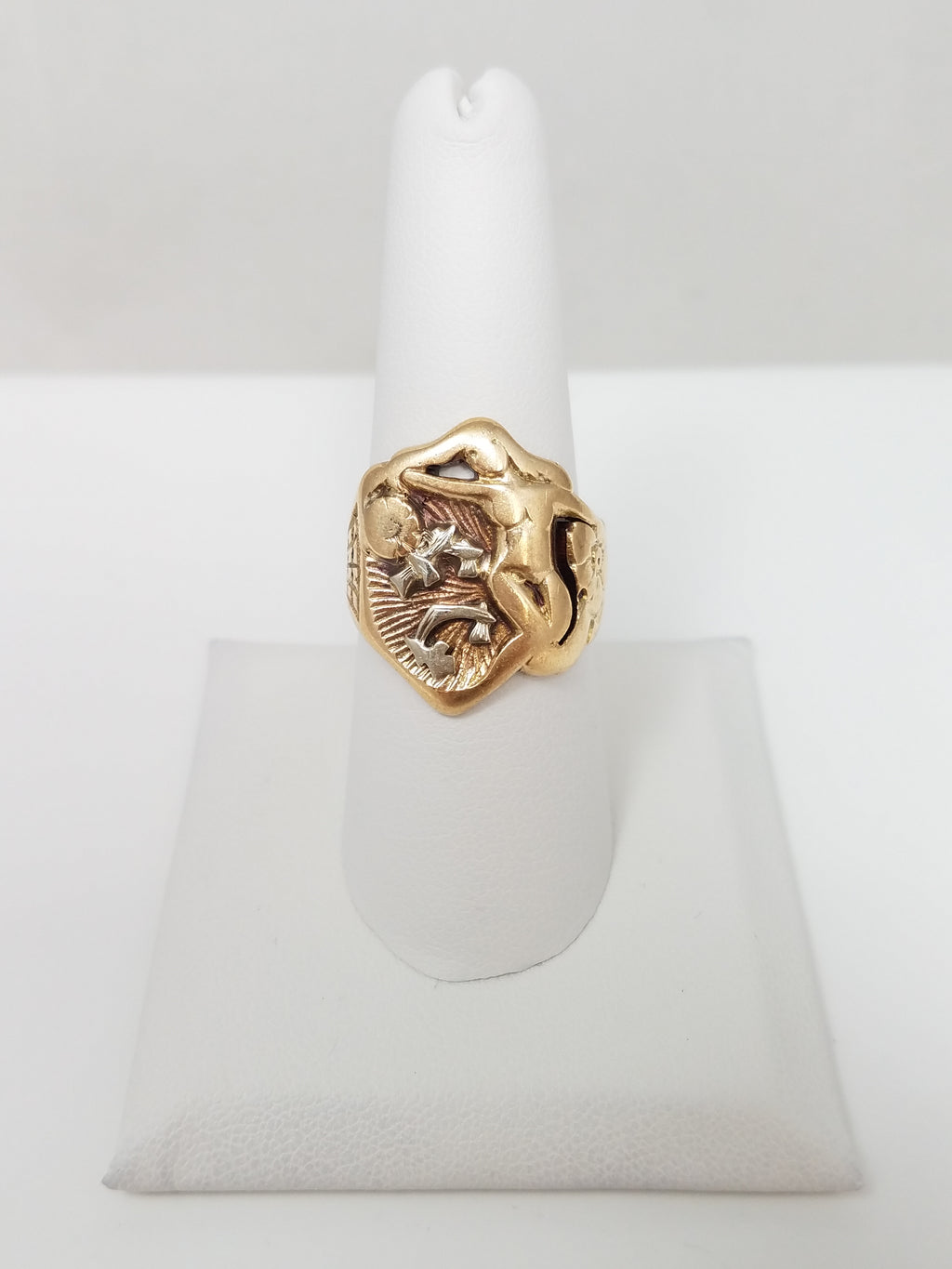 Risque 1940's Vintage 14k Two Tone Gold Nude Female Ring