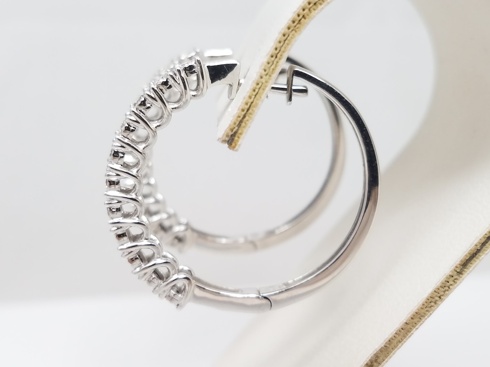 Sparkling 10k White Gold Natural Diamond Hoop Earrings