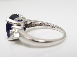 Outstanding 10k White Gold Lab Created Sapphire Natural Diamond Ring